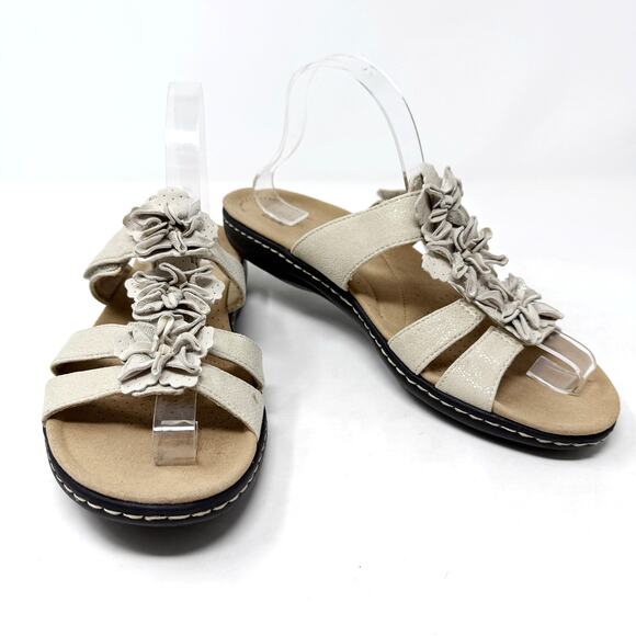 [Clarks] Cream Tan Leather Laurieann Judi Floral Comfort Sandals Hook & Loop 9 - Picture 2 of 12